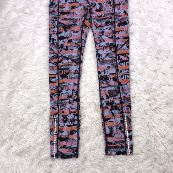 Lululemon Fast & Free 7/8 Tight II *Nulux 25" Inversion Multi - Picture 3 of 10